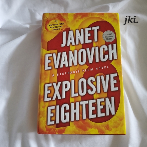 Explosive Eighteen by: Janet Evanovich - Picture 2 of 10